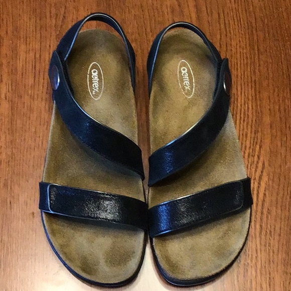 aetrex paris slide sandal